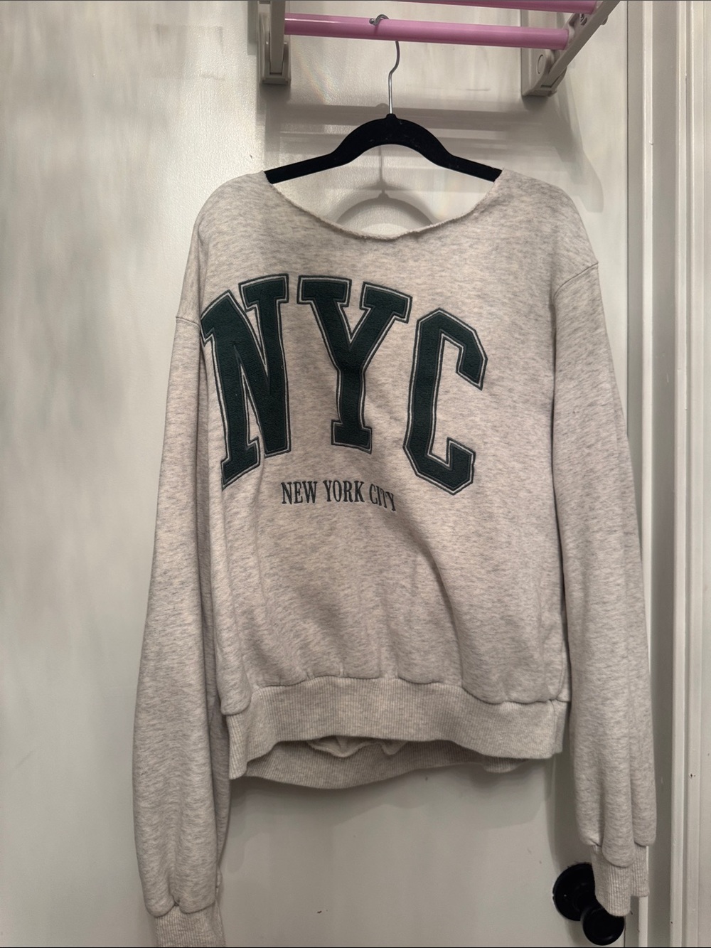 Hollister Light Gray Crewneck Sweatshirt with Dark Green NYC Graphic